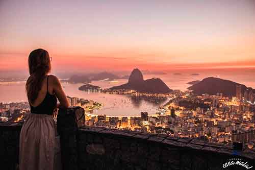Viva uma experiência única: por que escolher se hospedar em hostels no Rio de Janeiro