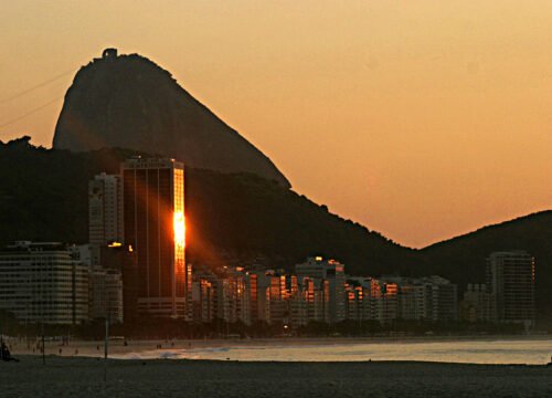 Leme ao Pôr do Sol: Trilha e Forte Duque de Caxias